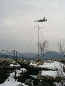 AP an der Wetterfahne