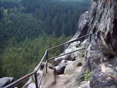 Weg zur Grotte geht über die Aussicht