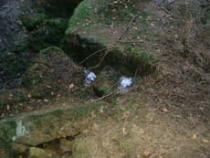 Der letzte Schnee des Winters 2003/2004 in Reißers Höhle