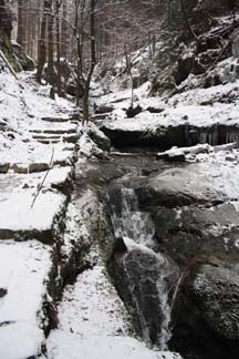 Wasserfall im Winter