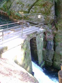 Staumauer für die Obere Schleuse