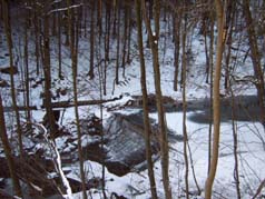 Wehr am Ende der Wesenitzklamm für das Wasserkraftwerk Elbersdorfer Mühle